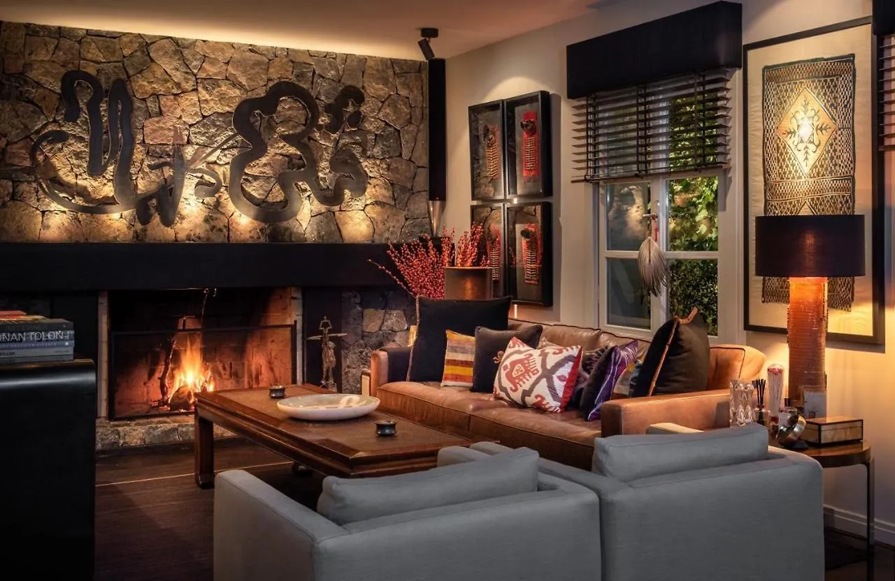 Enchanting 22,000M2 Property And Elegant 5 Bedroom Manor Istanbul 0*,