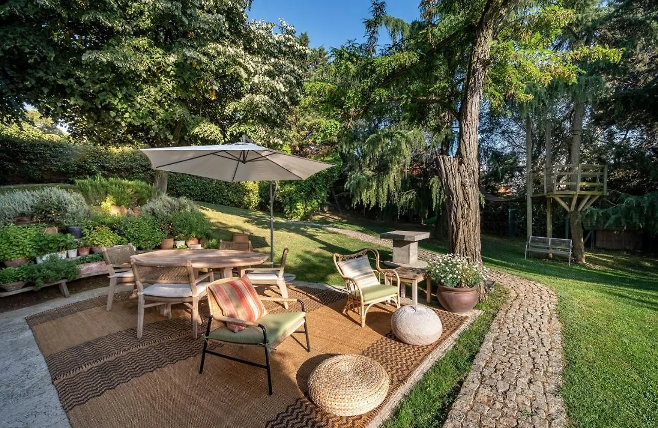 Enchanting 22,000M2 Property And Elegant 5 Bedroom Manor Istanbul