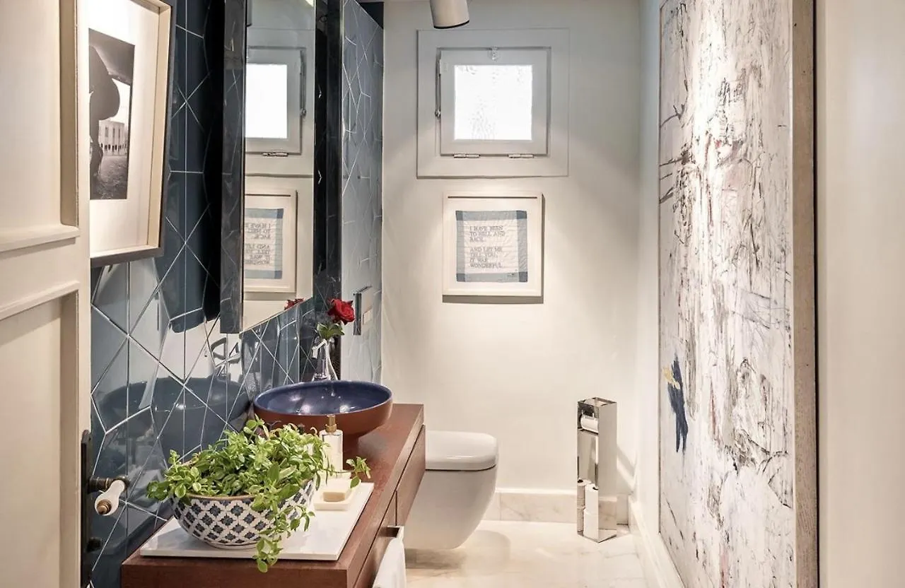 Enchanting 22,000M2 Property And Elegant 5 Bedroom Manor Istanbul Turcia