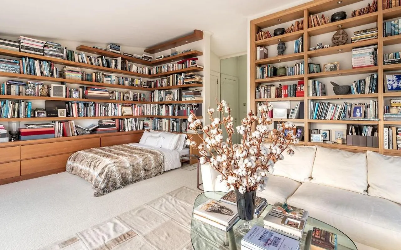 Enchanting 22,000M2 Property And Elegant 5 Bedroom Manor Istanbul